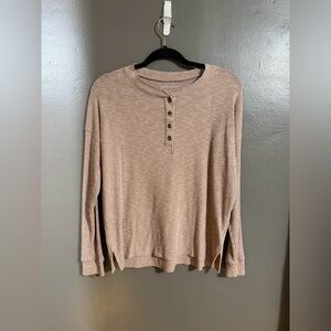 American Eagle Henley